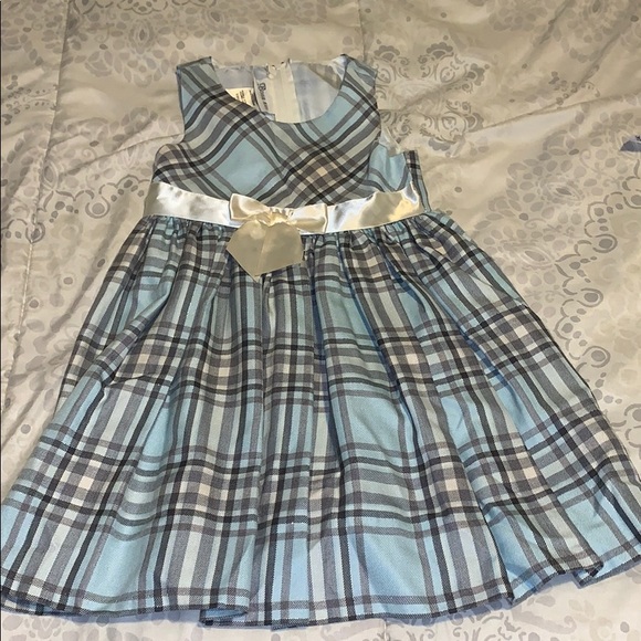 Girls Dress - Picture 2 of 5